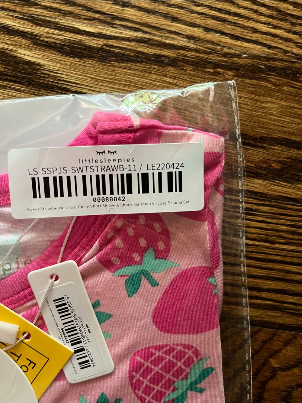 NWT Little Sleepies Sweet Strawberry Short Sleeve Pajama Set - Picture 2 of 2